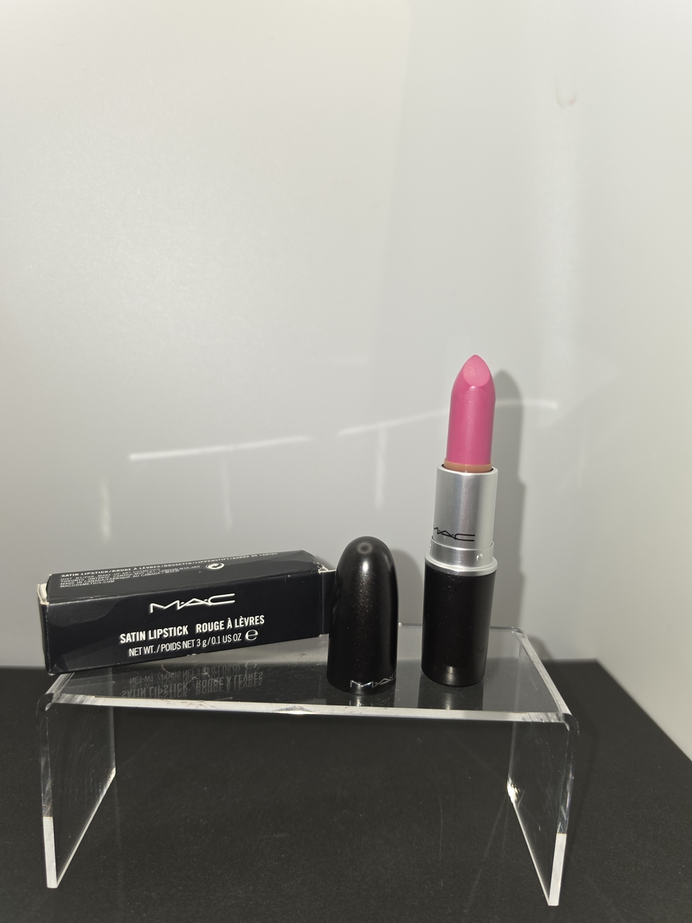DISCONTINUED MAC Satin Lipstick - "Pink Nouveau"